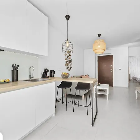 Sunshine Apartment *